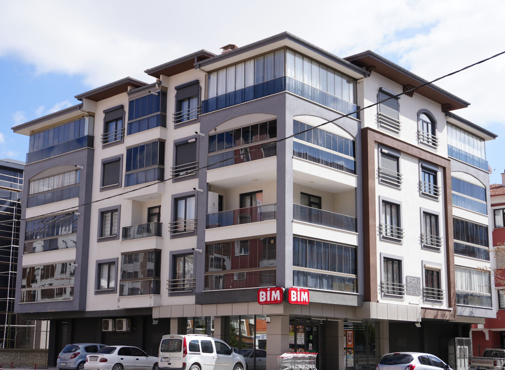 ERDEM APARTMANI